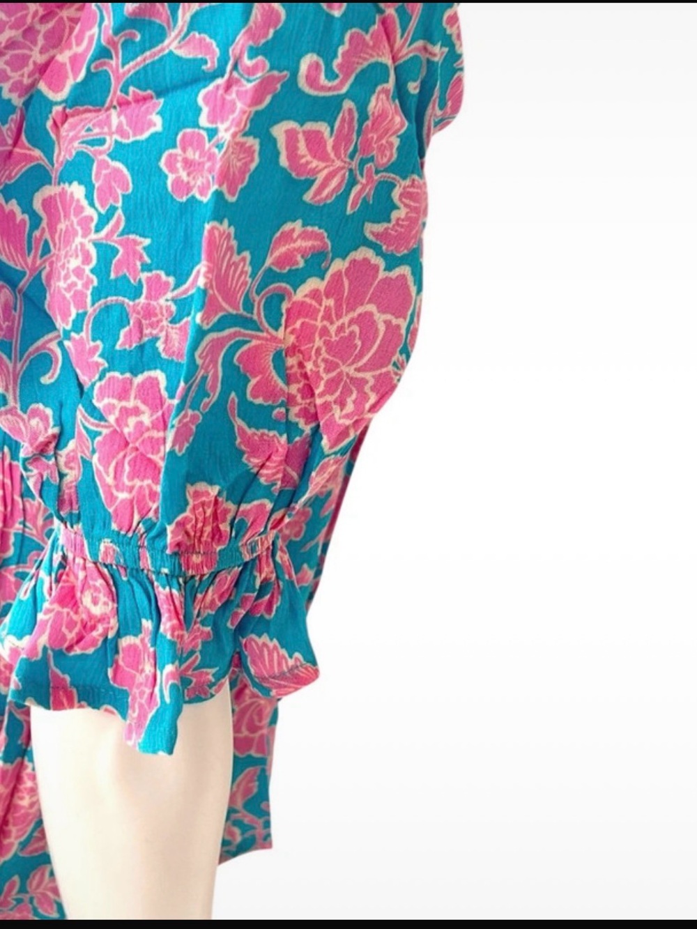 PROMESA vibrant floral print top S M L - Picture 5 of 6